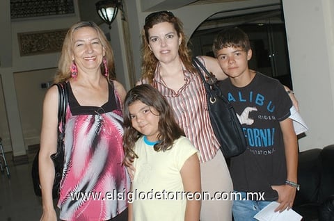 12052011  de la Paz, Miranda, Siria y Alan.
