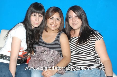 13052011 , Nancy y Ángeles.