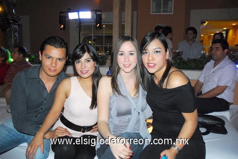 13052011 Moreno, Saharid Almaraz, Paola Ramos y Sofía Almaraz.