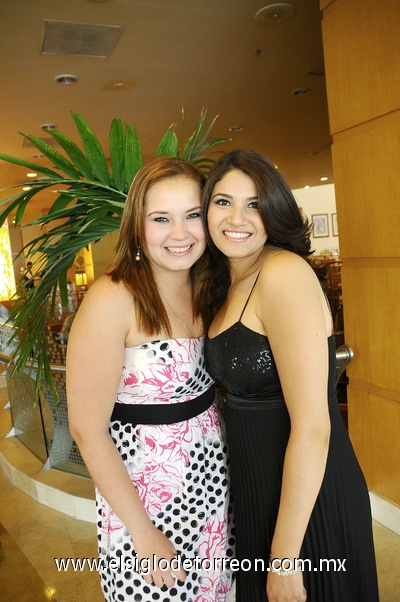 16052011 , Paty, Selina y Lidia.