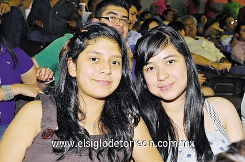 16052011  y Karen Cárdenas.