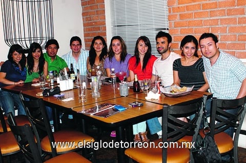 16052011 , Andrea, Enzo, Ernesto, Ale, Alex, Diana, Orlando, Karla y Salvador.