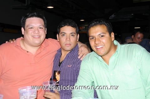 22052011  Salazar, Magda Garza, Paola González y Lupita Salazar.
