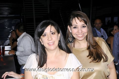 22052011  y Dulce.