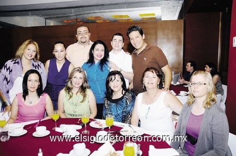 22052011 , Astrid, Francisco, Rosy, Tony, Eduardo, Ruth, Stephanie, Daniela, Deneb y Graciela.