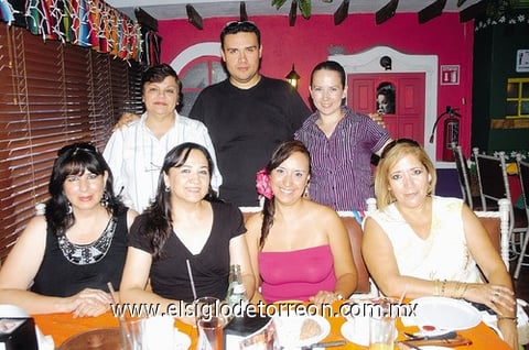 22052011  Hernández, José Guadalupe, Ceci Banda, Laura Carlos, Lupita Ibarra, Ayumi Inayama y Mague Díaz.