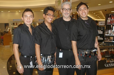 22052011  Castañeda, David Ramos, Óscar Félix y Cristian Sánchez.