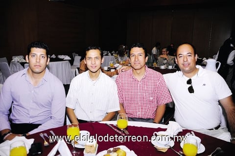 22052011 , Miguel, José Antonio y Julio.