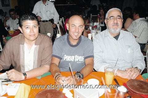 22052011  Padros, Gerardo Martín Sarabia y Yamil Darwich Ramírez.