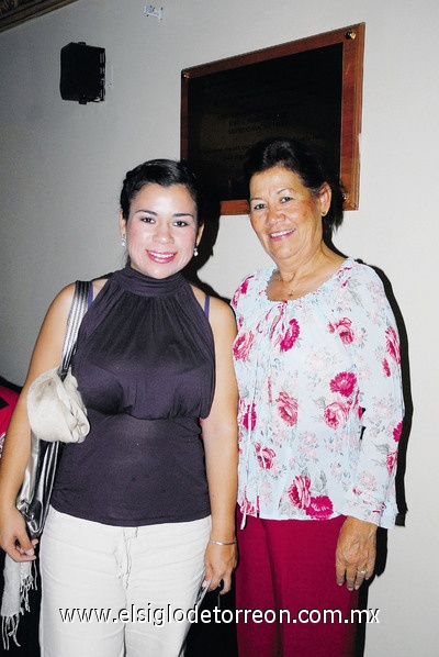 22052011 , Leticia, Fernando y Ale.