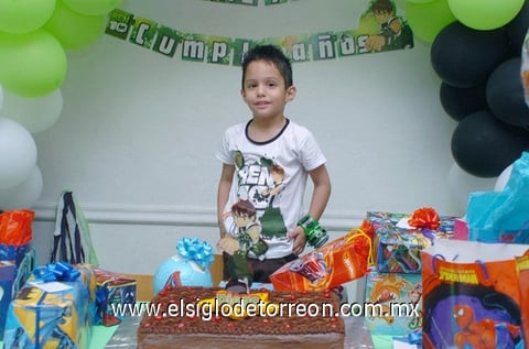 25052011 Limones Carrillo fue festejado al cumplir cuatro años de edad.