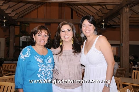 26052011  Muñoz, Lina Escobedo, Claudia Trujillo, Martha Vallejo y Adriana de Ramírez.
