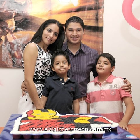 30052011  cinco años fue festejada Nancy Guerrero Ávalos por sus papás Nancy Ávalos y Gerardo Guerrero.