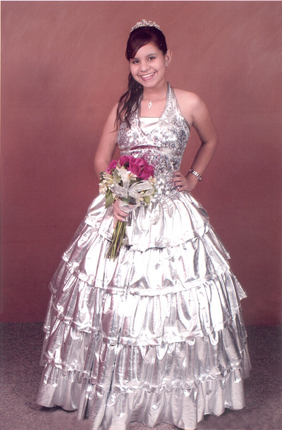 18122011 Srita. Verónica Alicia de la Torre Tejeda celebró sus XV años de vida con una misa de acción de gracias en la parroquia del Sagrado Corazón de Jesús el viernes 22 de julio de 2011. Es hija del Lic. Federico de la Torre López y Lic. América Tejeda Daher de De la Torre.