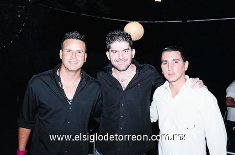 06062011 Flores, Omar Mexsen y Luis Monroy.