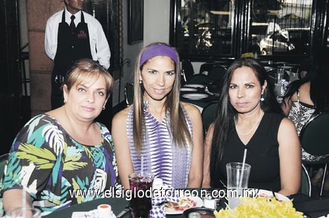 06062011 , Doris y Alicia.