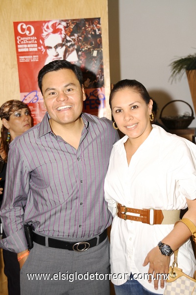 14062011 y Claudia.