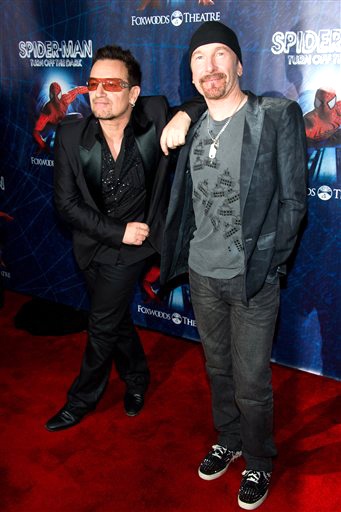 Bono y The Edge asistieron al estreno del musical de Spider-Man.