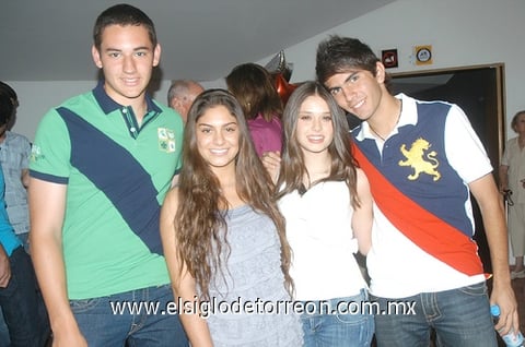 Juan Pablo, Eloiza, Valeria y Luis.