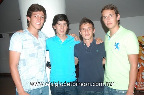 Andrés, Fernando, Andrés y Jorge.