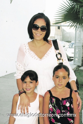 Ana Paula, Verónica y Mariángela.