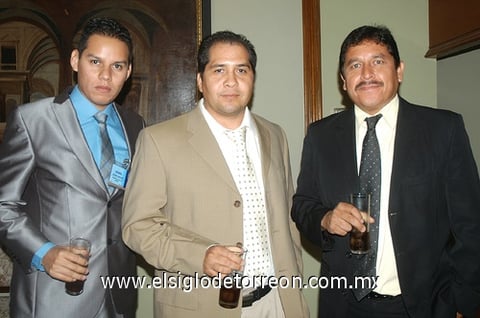 21062011  Aranza, Pablo Bernadac y José Alejandro Lares.