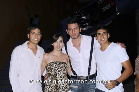22062011 Ángel, Daniela, Omar y José Luis.