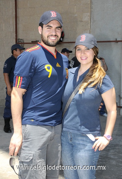 22062011  Martínez y Natashia Elizondo.