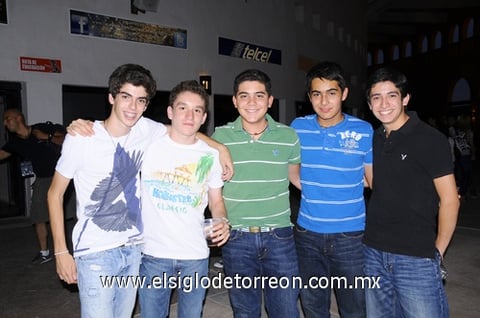 23062011 , Ale, Victoria y Ruth.