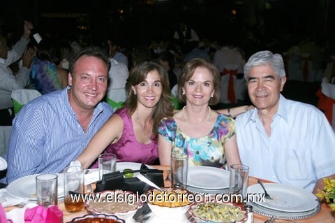 24062011 , Susana, Susana y Jorge.