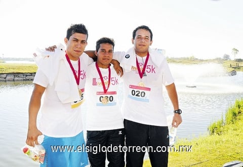 27062011  y Mónica.