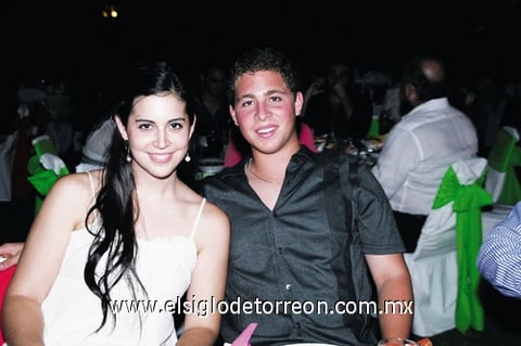 27062011  y Armando.
