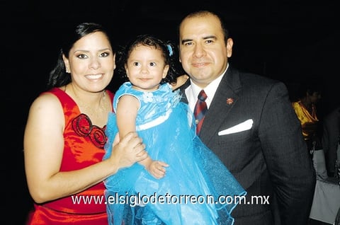 27062011  Elizabeth y Jorge Aguilar.