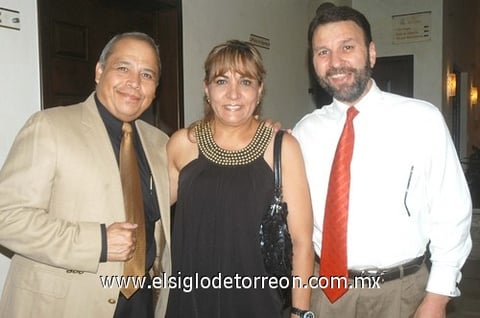 04072011  Darwich, Olga Goitia y Raúl Martínez.