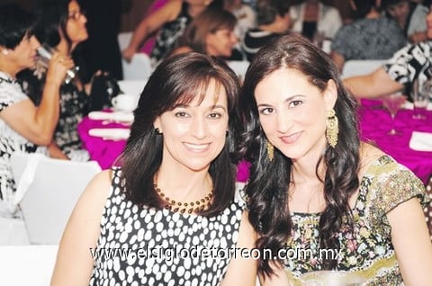 Ana y Alejandra Aguilar.