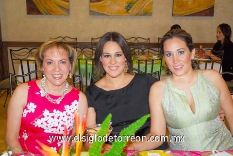 Odila, Pily y Chelito.