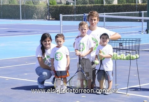 05072011  Villarreal y Daneiva Onofre.
