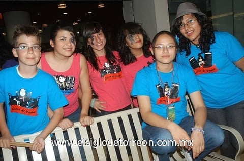 05072011 , Margie, Daniella, Alejandra, Sofía y Mariana.