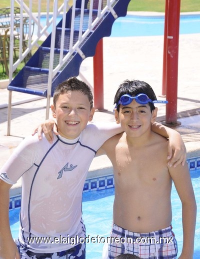 08072011  García y Diego Garza.