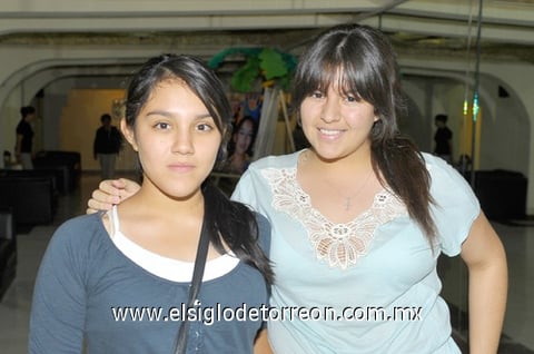 11072011  de Santiago, Rebeca Delgadillo y Luis de León.