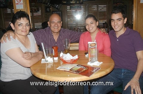 13072011  y Fany Mascorro.