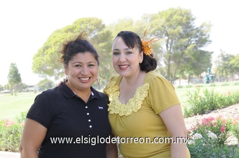 13072011  Luz María y María Elena.