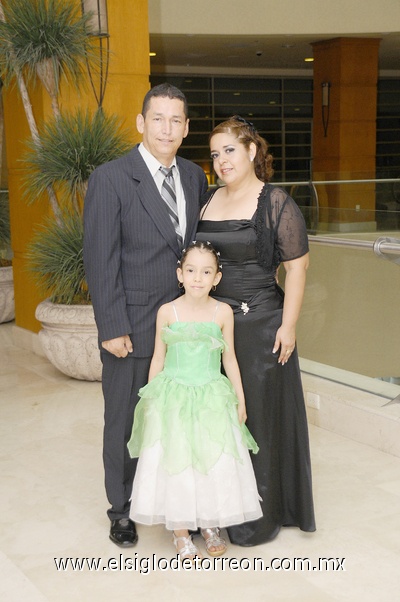 18072011  Rodríguez, Shiroi Casas y Pamela Rodríguez Casas.