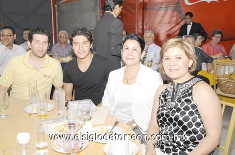 16072011 , César, Lety y Laurita.