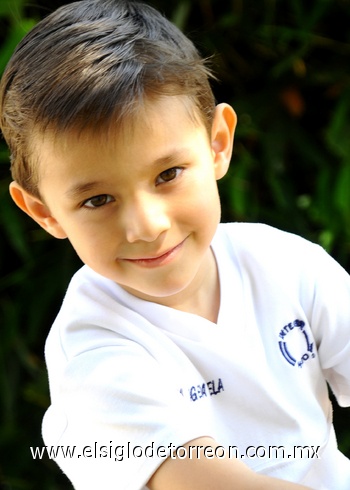 Cristóbal recibió alegre fiesta de quinto cumpleaños.