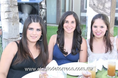 Vanessa Barajas, Lorena López Amor y Verónica García.