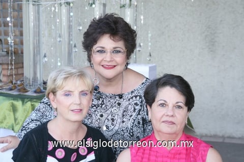 Mary Carmen, Margarita y Bertha.