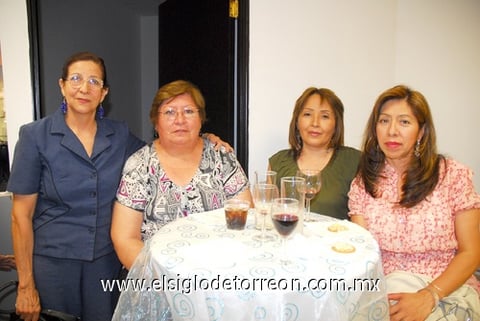 18072011  López, Martha Elena Sáenz, Irma de Castruita e Isabel Villeda.
