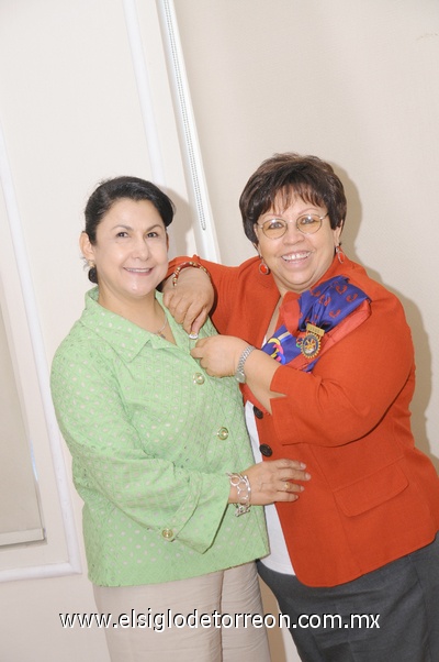 18072011 Teresa y Mary Paz.