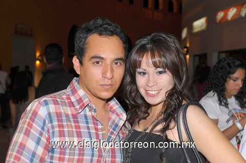 19072011  Gutiérrez y Karina Becerra.